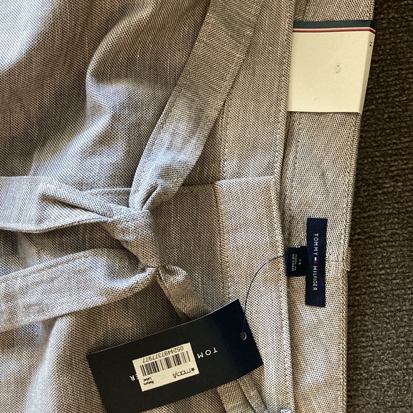 Tommy Hilfiger skirt - Picture 3 of 3